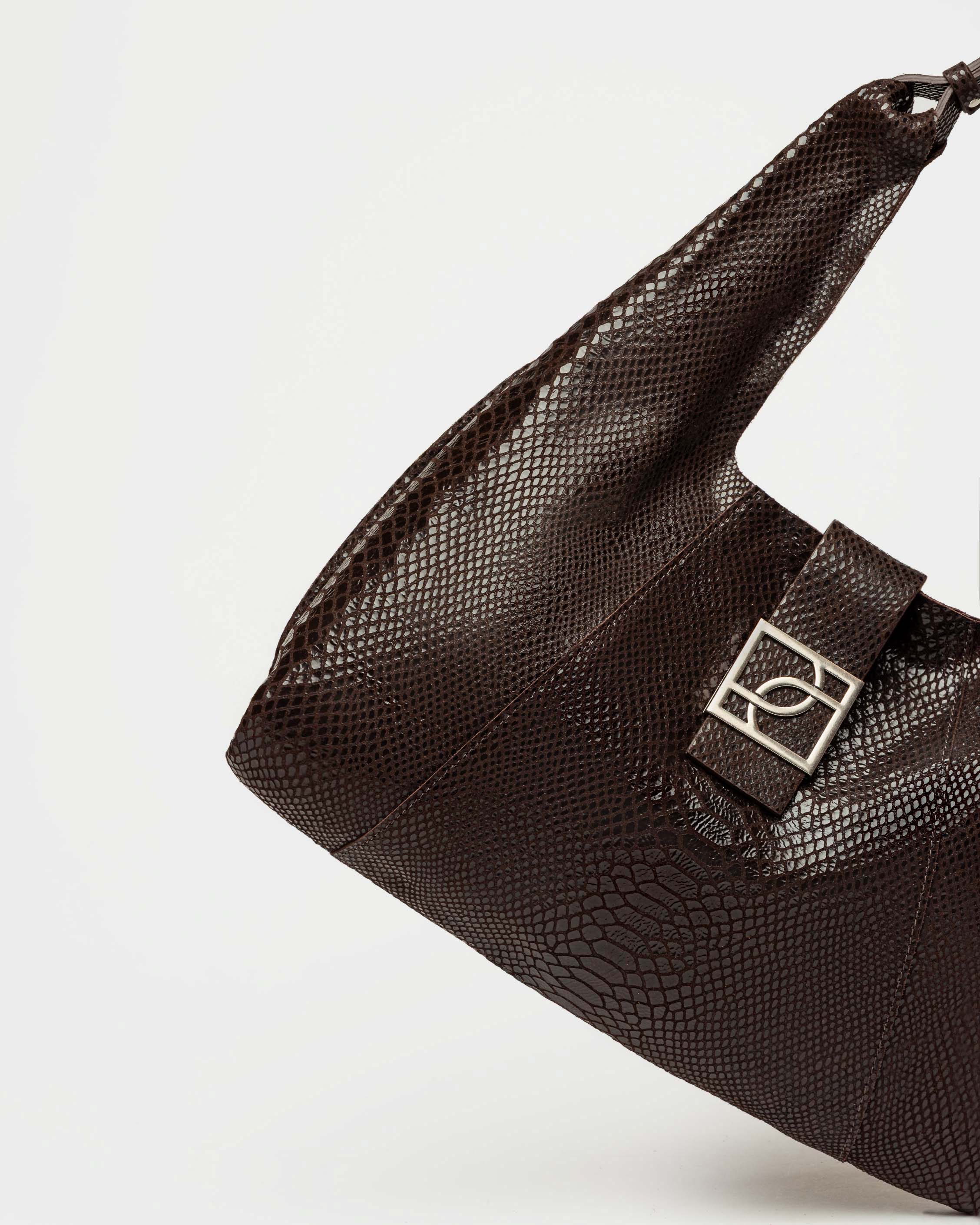 Bolso Signature en cuero gamuza anaconda