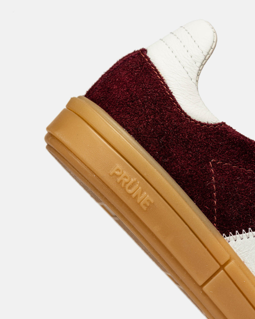 Sneaker Nil en gamuza