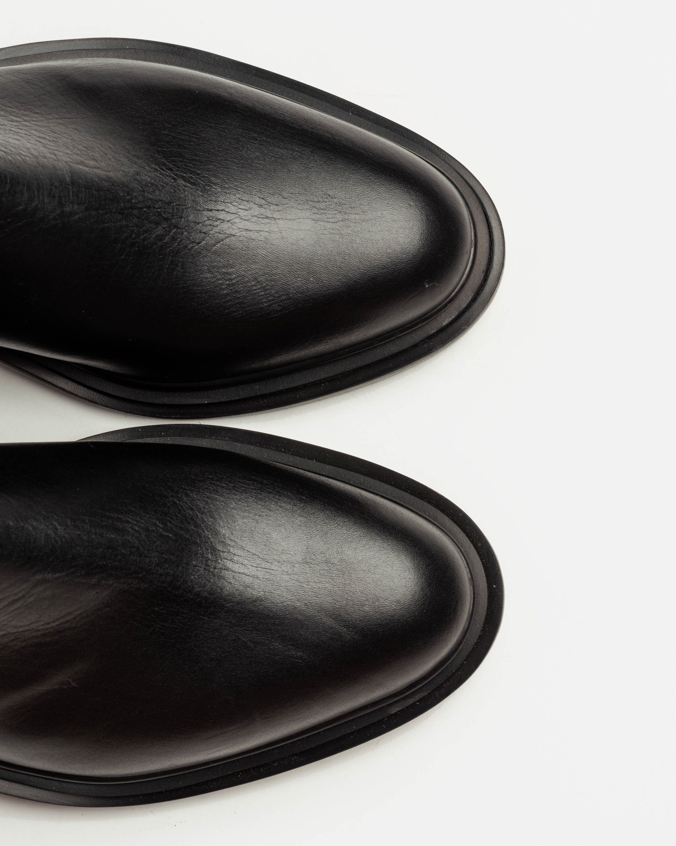 Bota caña baja Parker en cuero liso