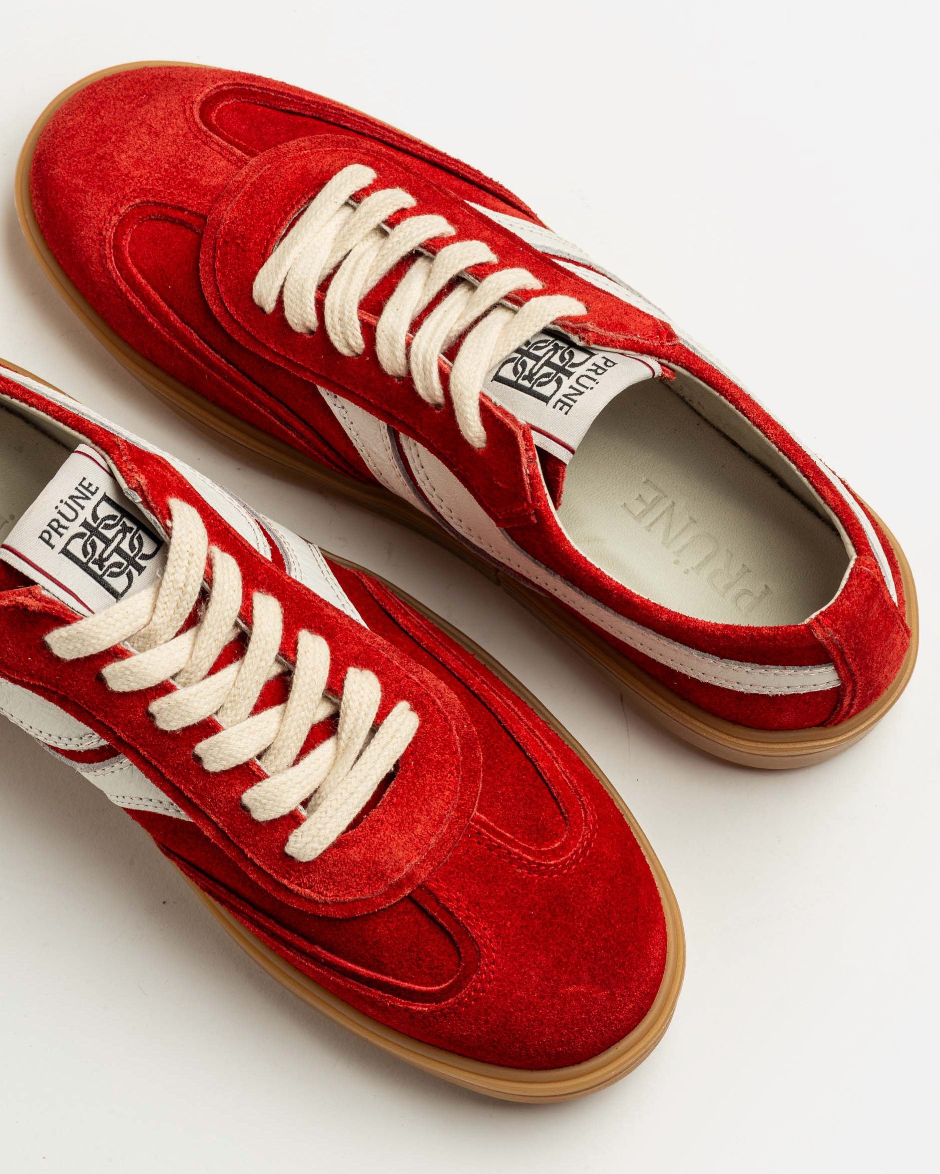 Sneaker Joy en gamuza