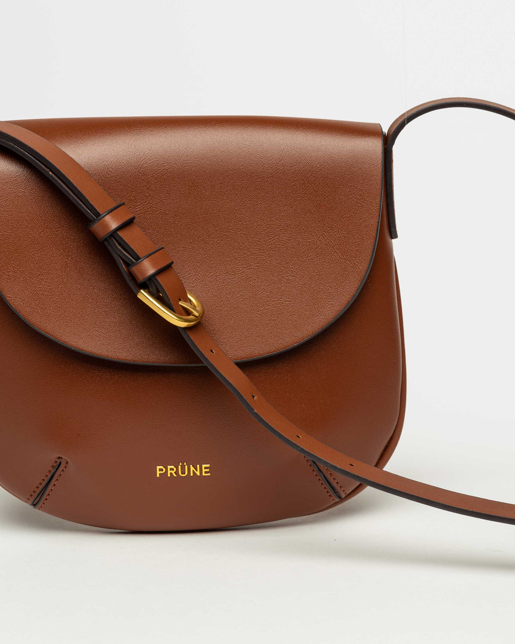 Mini Bag Mod en efecto cuero liso