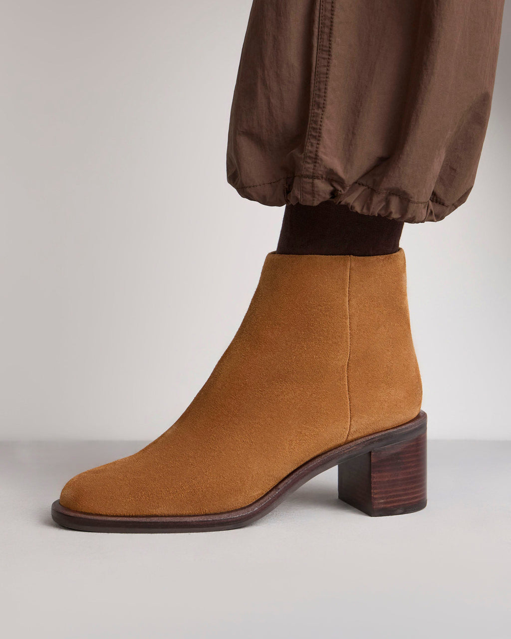 Bota caña baja Simone en gamuza